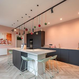 Villa Cezar - Big House At The Center Of Bruges - Free Parking
